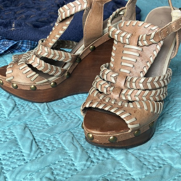 Aldo platform wedge strappy heels size 6.5 - Picture 3 of 10